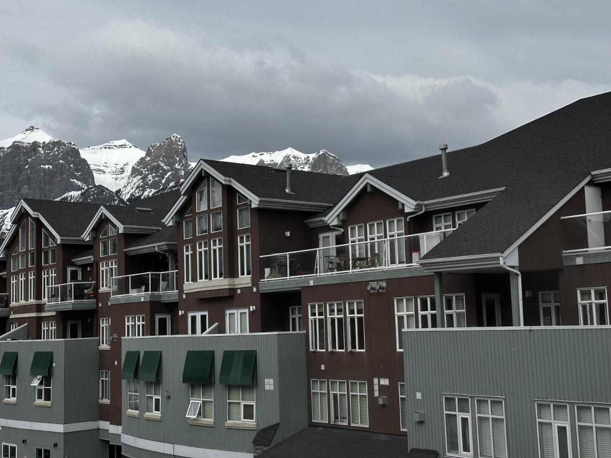 Luxury Two Queen Beds Condo - Grande Rockies Resort Indoor Parking Pool Hot Tub Gym Canmore Dış mekan fotoğraf
